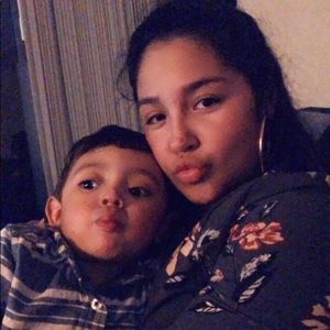 Meet your Posher, Vanessa